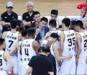 九游体育登录入口-上下半场判若两队！辽宁逆转广厦 挺过最艰难一战