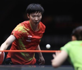 九游体育app下在-国乒TOP4再次包揽女单四强 这次是在世界杯的赛场