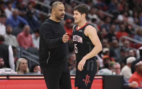 九游体育app下在-终于悟了！火箭重用谢泼德第四节DNP阿门 1内4外才能拔高进攻上限