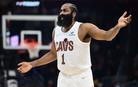 九游体育app下在-哈登&amp;米切尔出战！ESPN明日胜率预测：骑士高达61.8% 魔术为38.2%