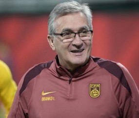 足协官宣！再次招聘国足主帅，定下极难目标，3位本土名帅赋闲